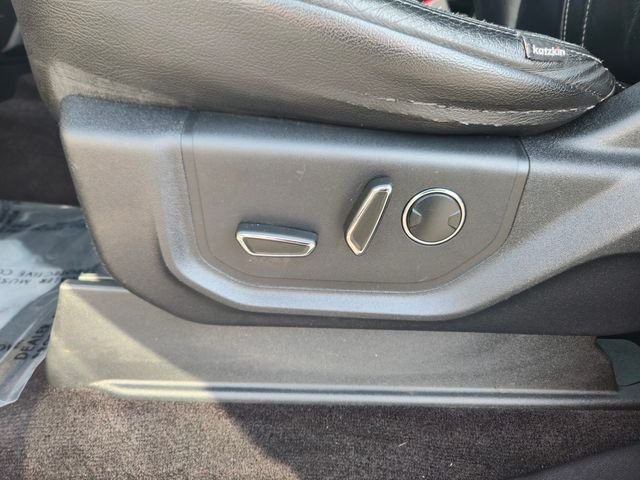 Used 2016 Gray Ford XLT image 12