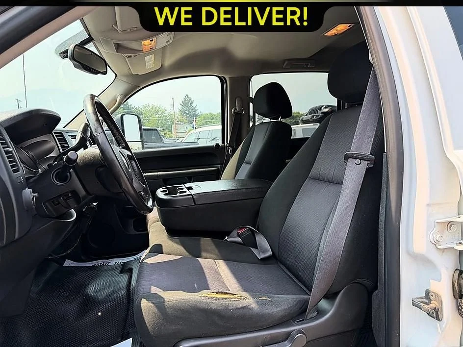 Used 2012 White Chevrolet LT image 10