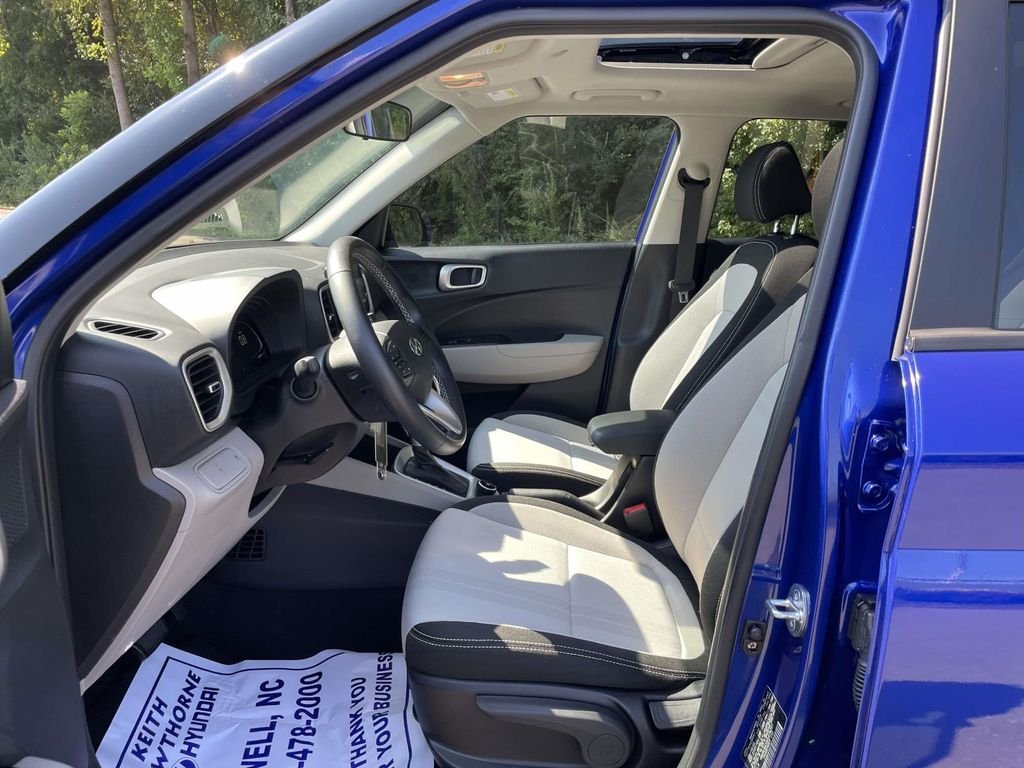 Certified Used 2023 Blue Hyundai SEL image 15