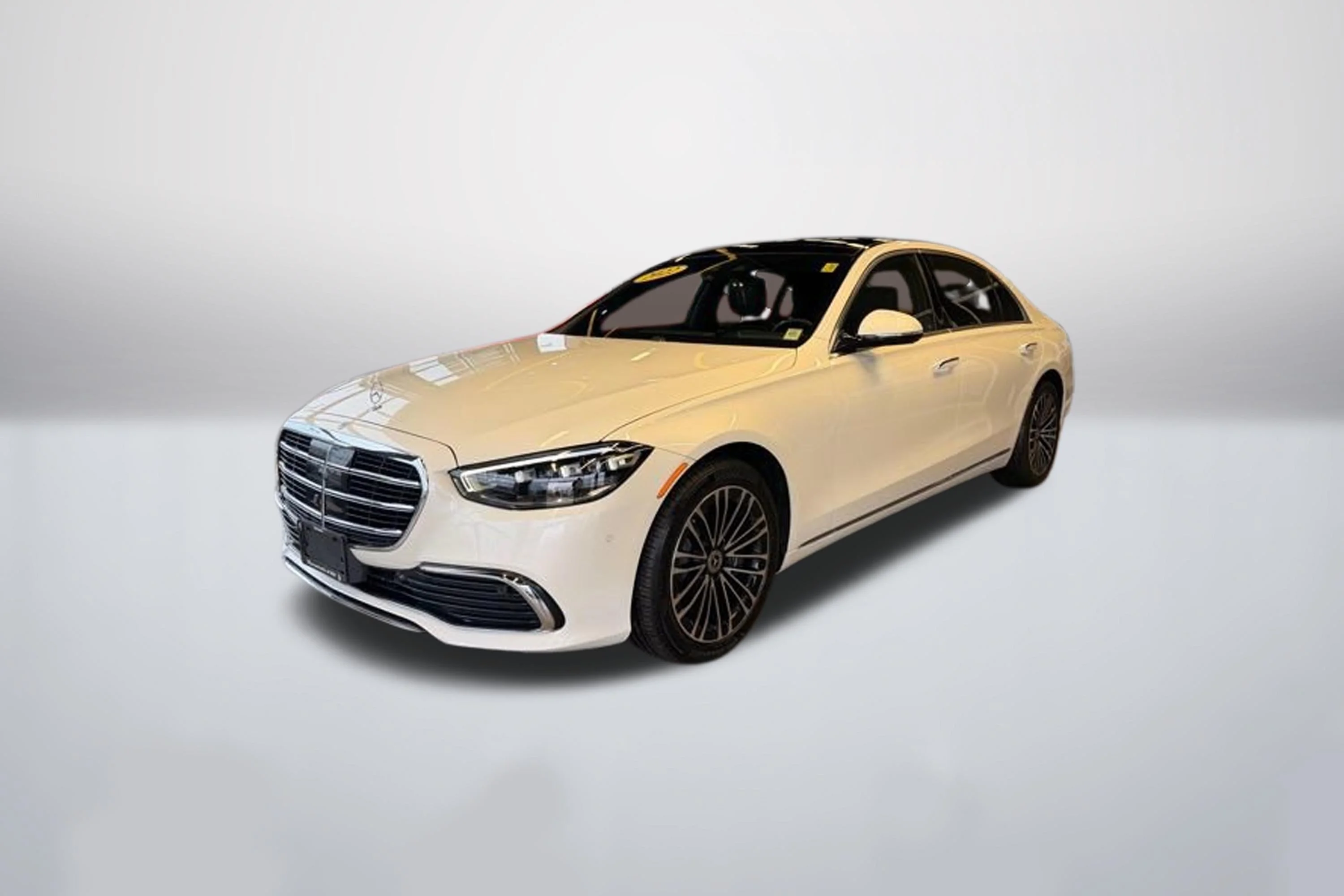 Used 2022 White Mercedes-Benz S 500 image 1