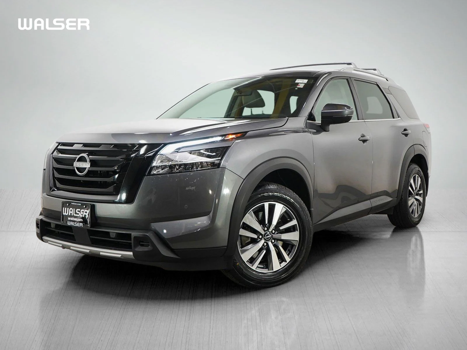 2024 Nissan Pathfinder SL 4WD's photo