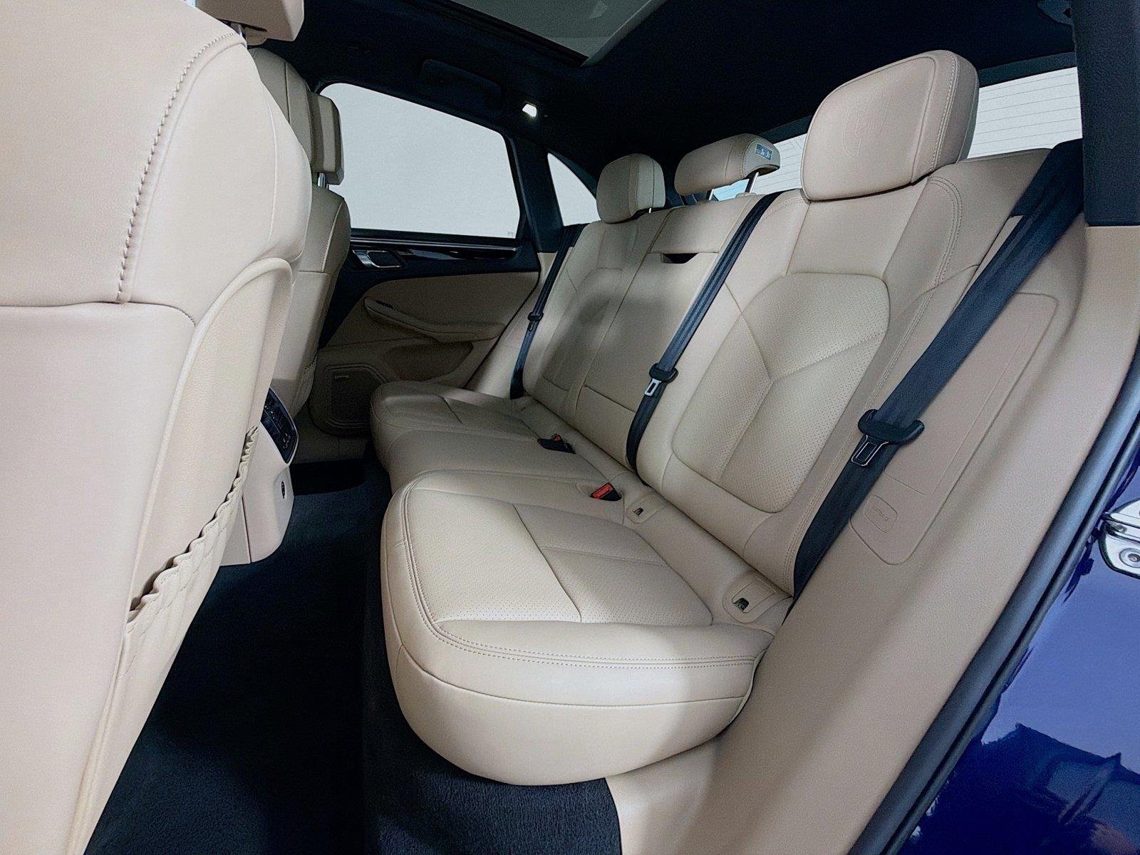Used 2026  Porsche  image 21