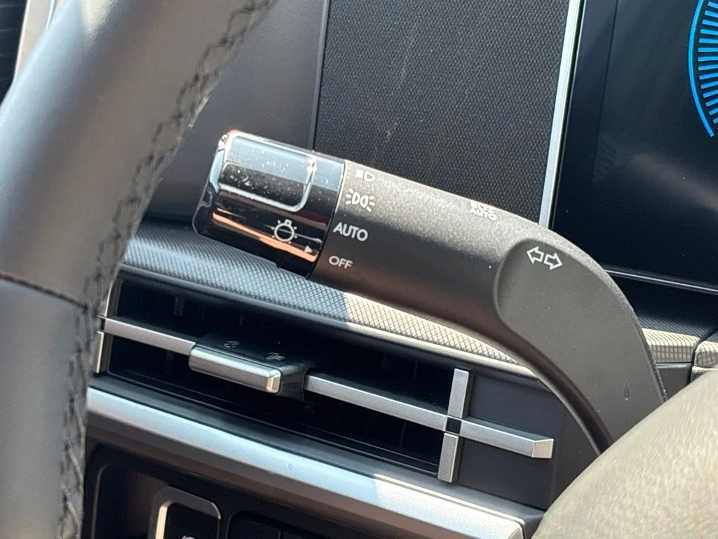 New 2026 Silver Hyundai SE image 18