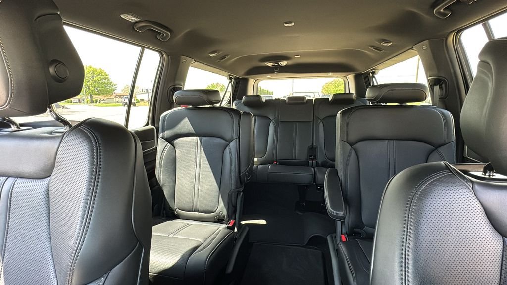 New 2026 High Gloss Black Exterior Paint Jeep Limited Altitude image 29