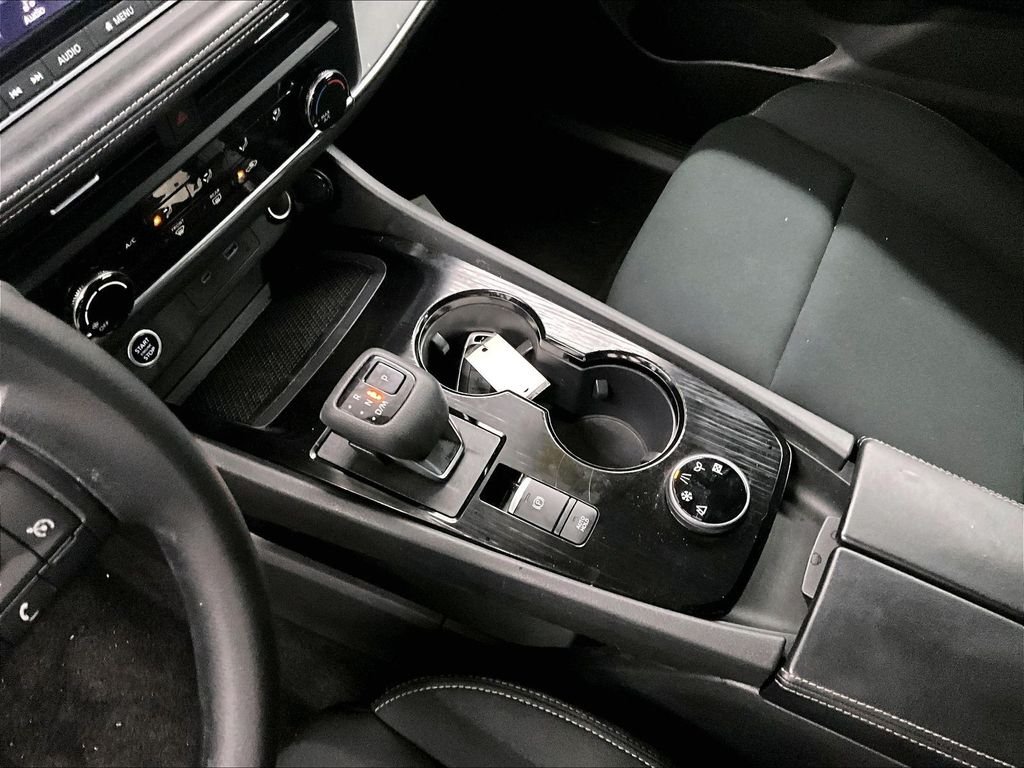 Used 2023 Super Black Nissan S image 20