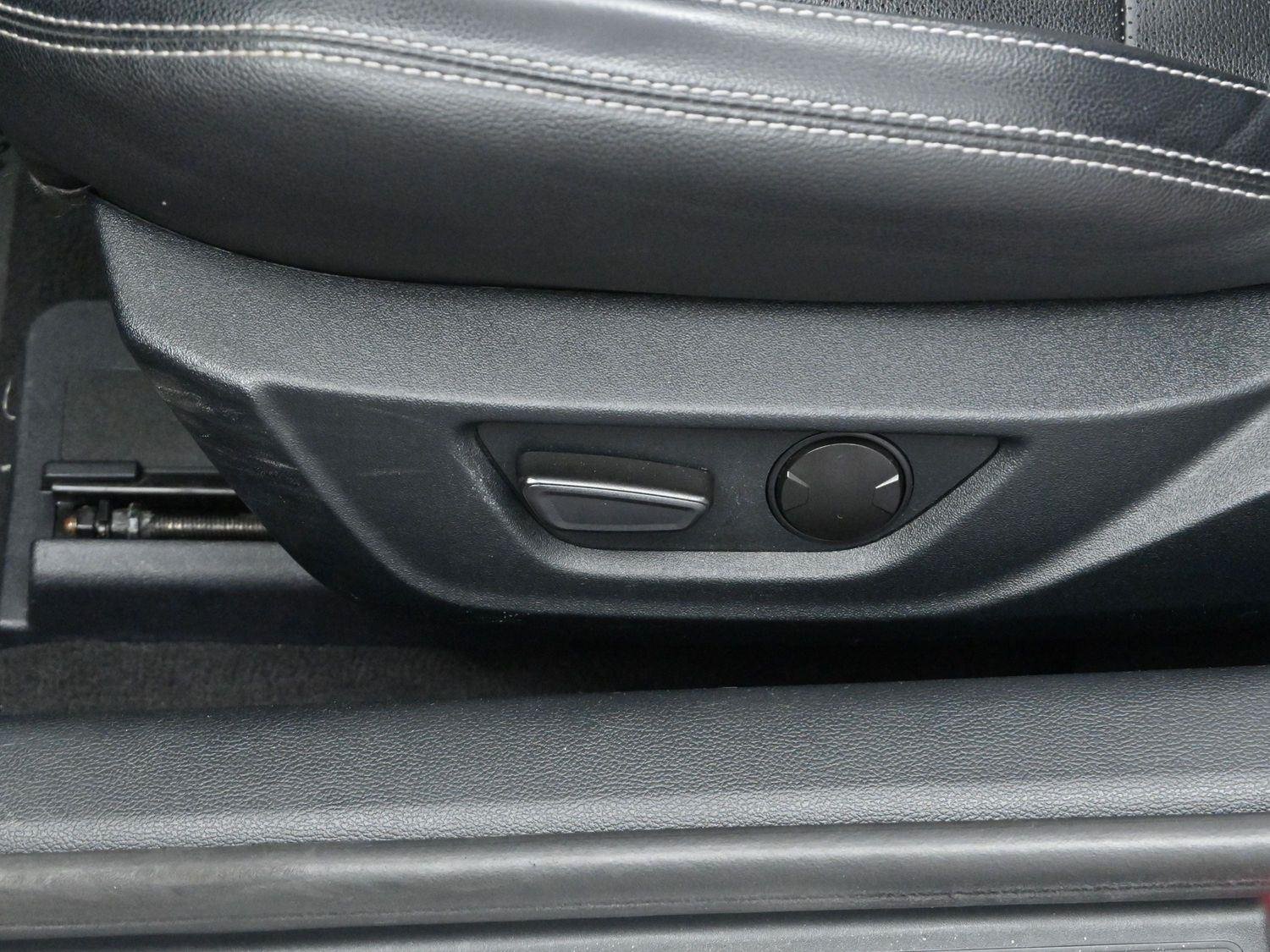 2023 Ford Mustang EcoBoost Premium - Photo 14