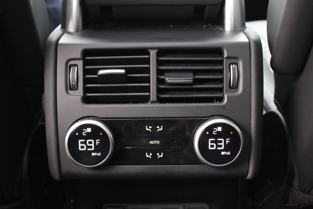 Used 2025 Blue Land Rover Dynamic SE image 33