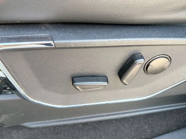 Used 2023 White Ford Lariat image 15