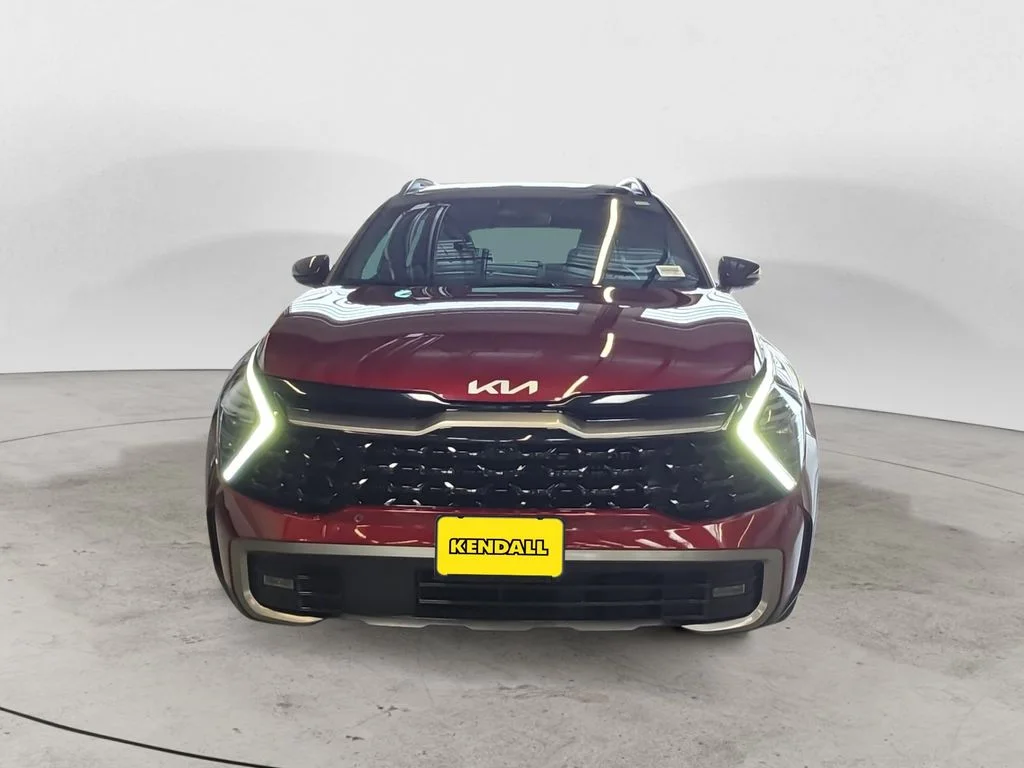 Used 2023 Red Kia X-Line Prestige image 2