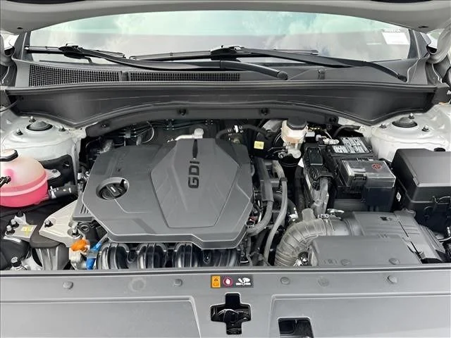 Used 2023 Silver Hyundai SEL image 19