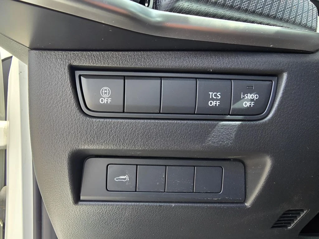 Used 2024 Rhodium White Premium Mazda 3.3 Turbo Select image 20