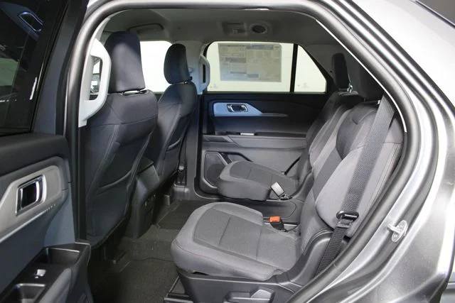 New 2026 Carbonized Gray Metallic Ford Active image 17