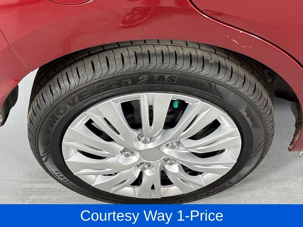 Used 2022 Red Chevrolet LS image 13