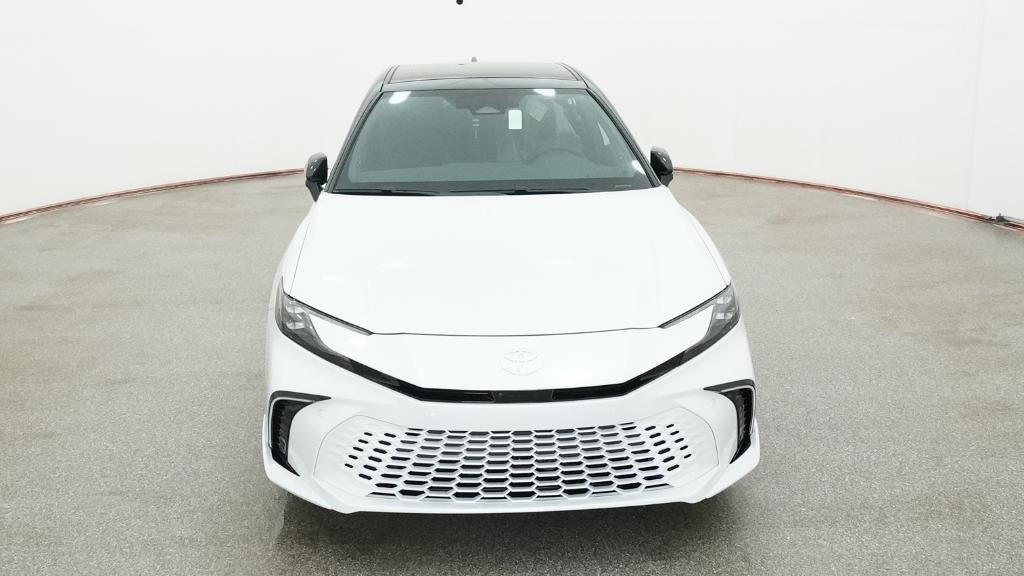 New 2026 Wind Chill Pearl with Midnight Black Metallic roof Toyota XSE image 9