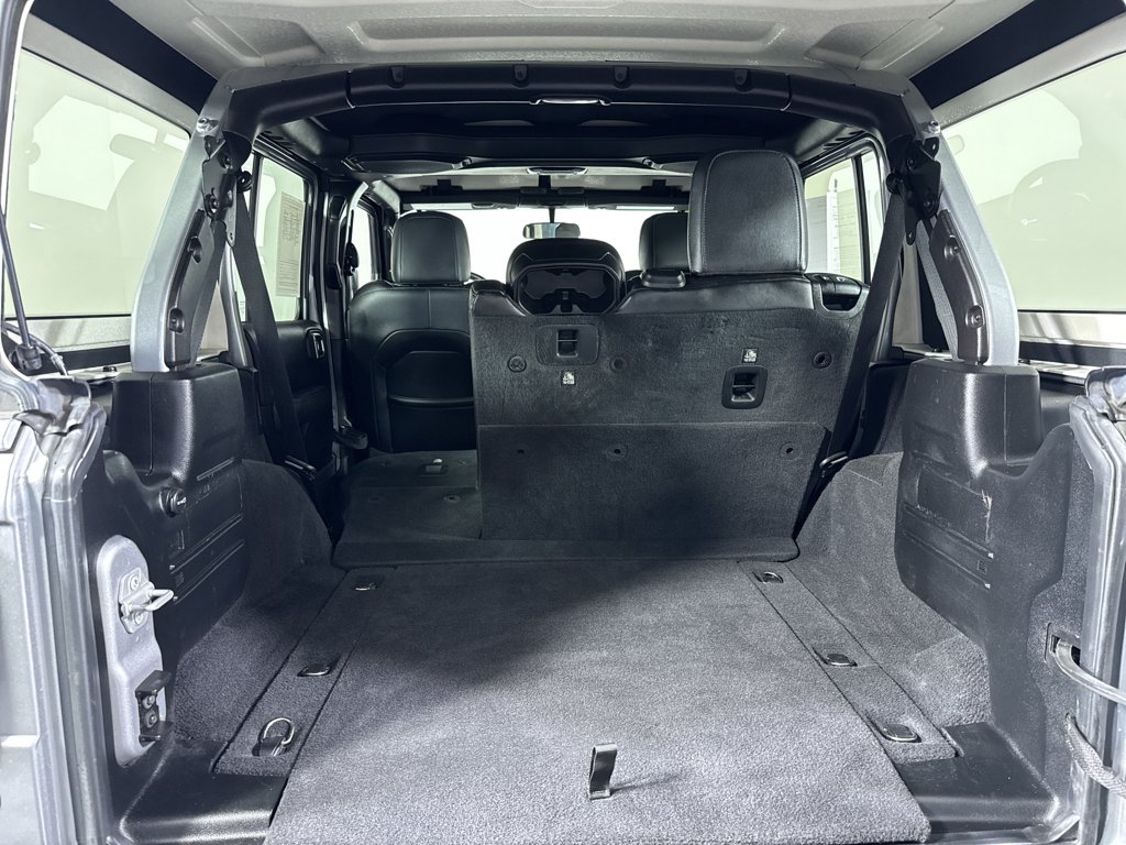 2021 Jeep Wrangler Unlimited Sahara Altitude - Photo 10