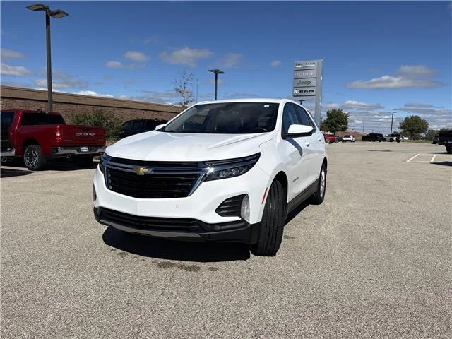 Used 2024 Summit White Chevrolet LT w/1LT Front-Wheel Drive image 1