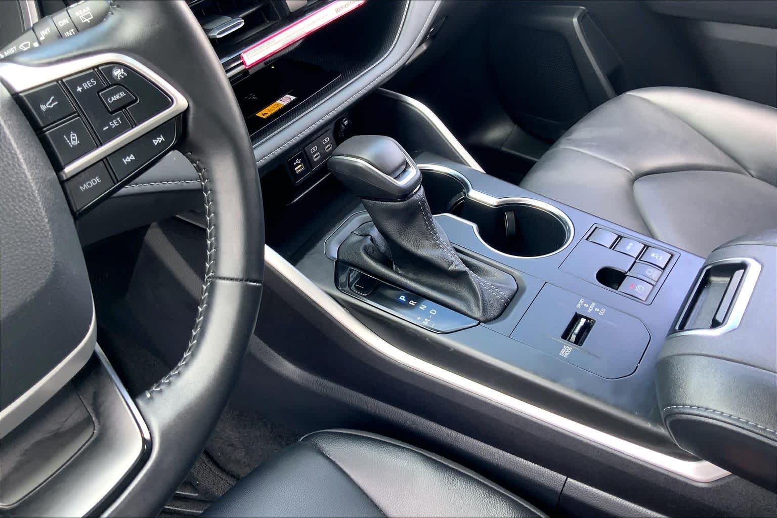 Used 2024 Blueprint Toyota XLE image 16