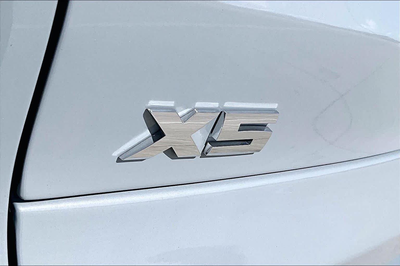 Used 2026 Brooklyn Grey Metallic BMW M60i image 29