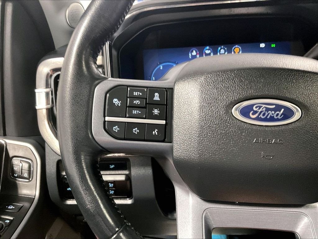 Used 2023 White Ford Lariat image 23