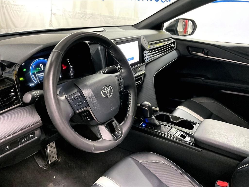 Used 2025 Gray Toyota SE image 8