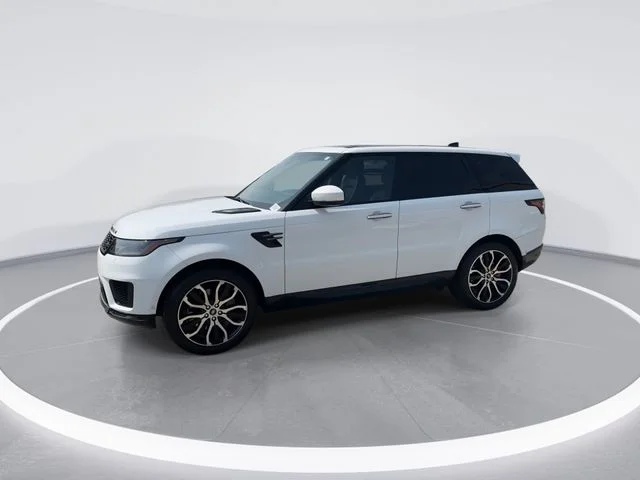 Used 2022 White Land Rover HSE Silver Edition image 3