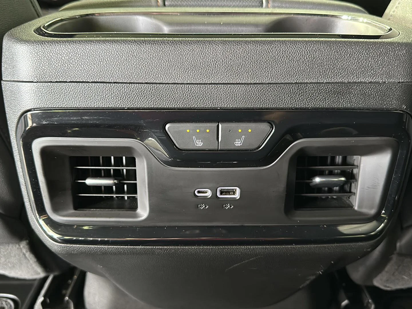 Used 2023 Titanium Rush Metallic GMC AT4 image 23