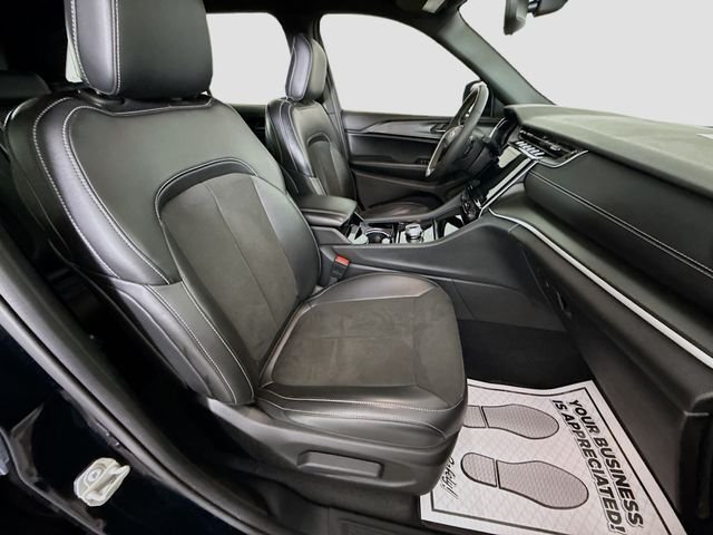 Used 2023 Black Jeep Altitude X image 25