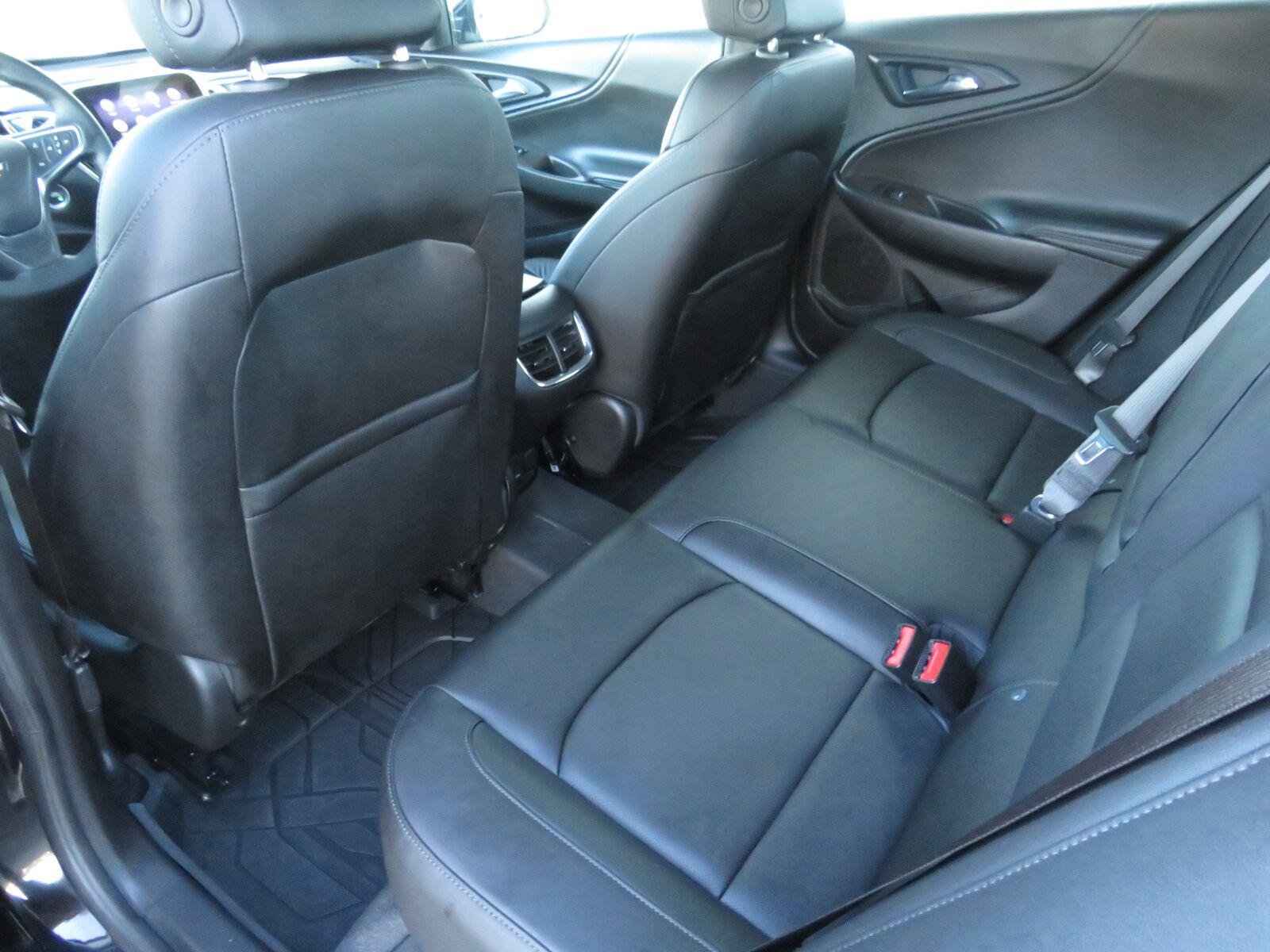 Used 2025 Mosaic Black Metallic Chevrolet LT image 23