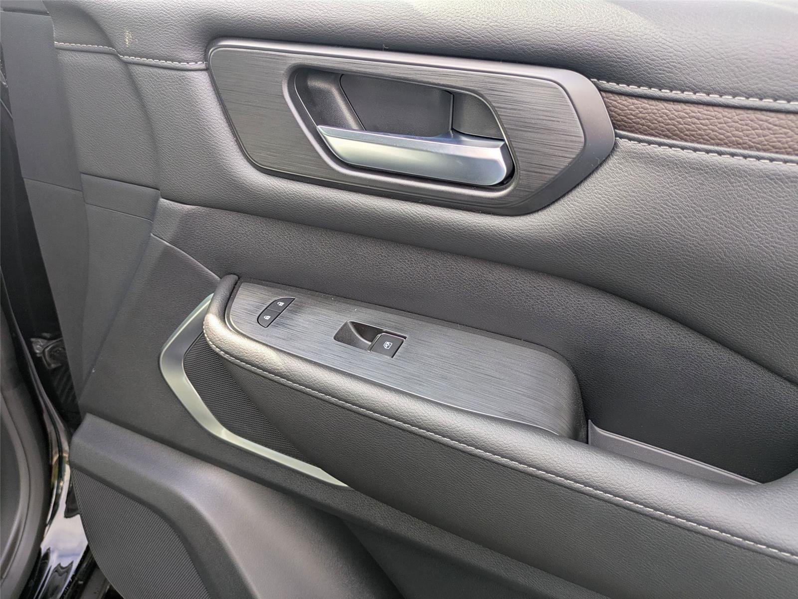 2025 Nissan Armada Platinum Reserve - Photo 33