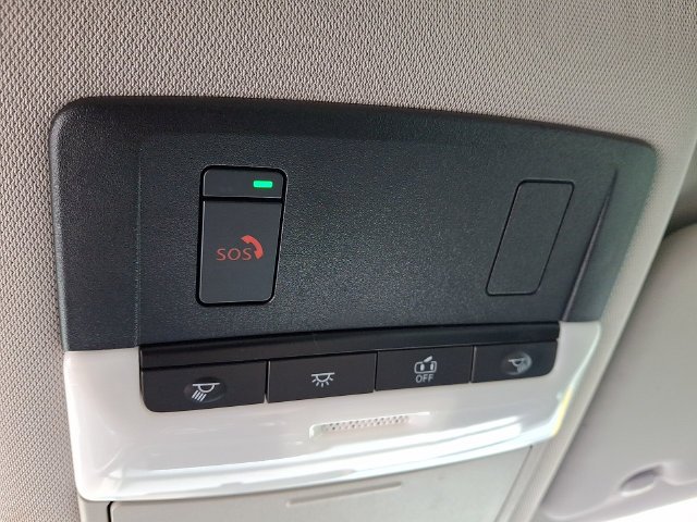 Used 2021 Gray Nissan SV image 26