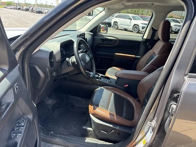 Used 2023 Gray Metallic Ford Badlands image 12