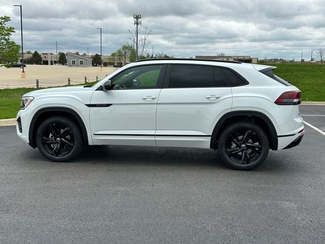 New 2026 Opal White Pearl Volkswagen 2.0T SEL R-Line Black image 4