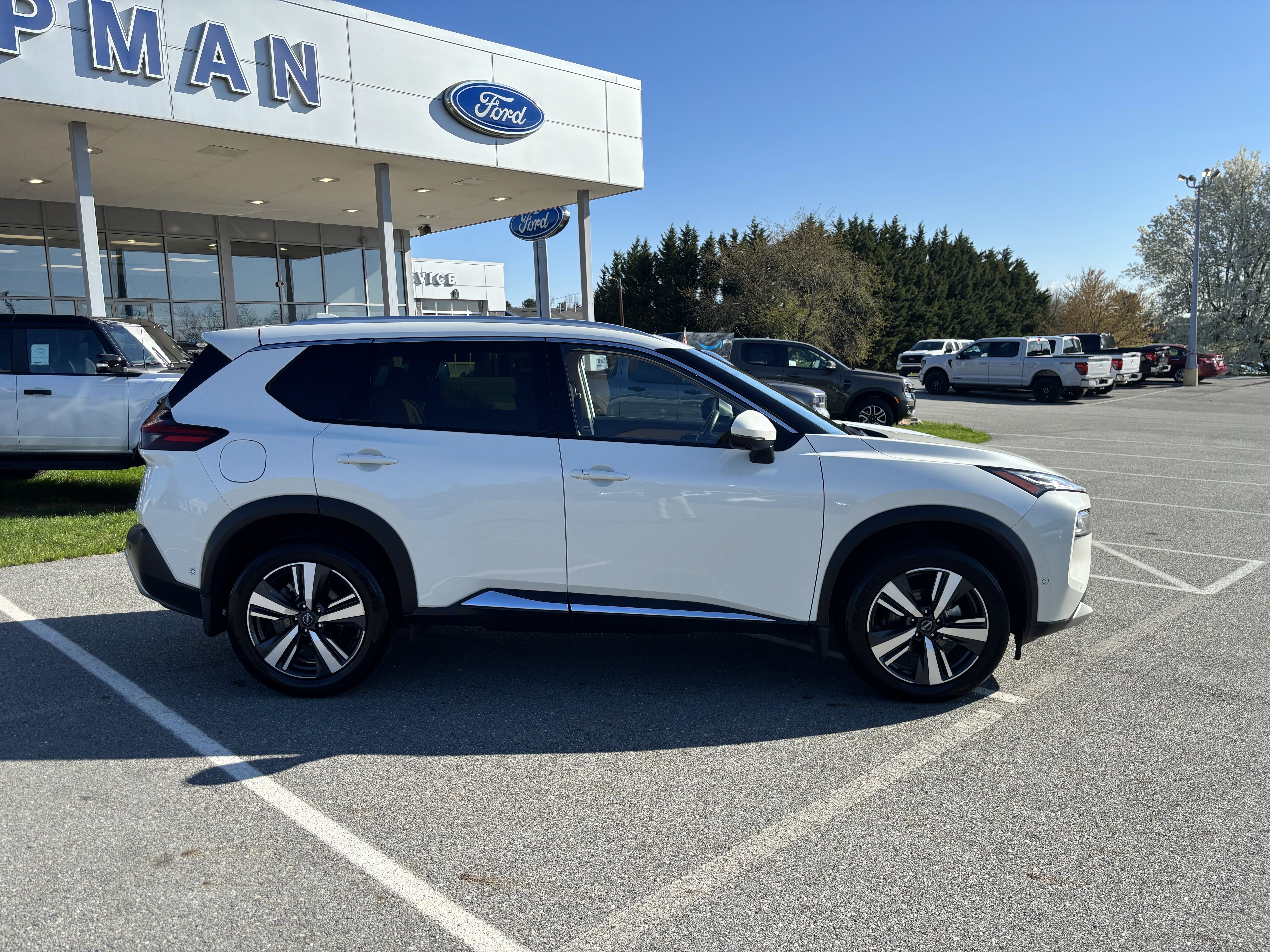 2023 Nissan Rogue Platinum - Photo 9