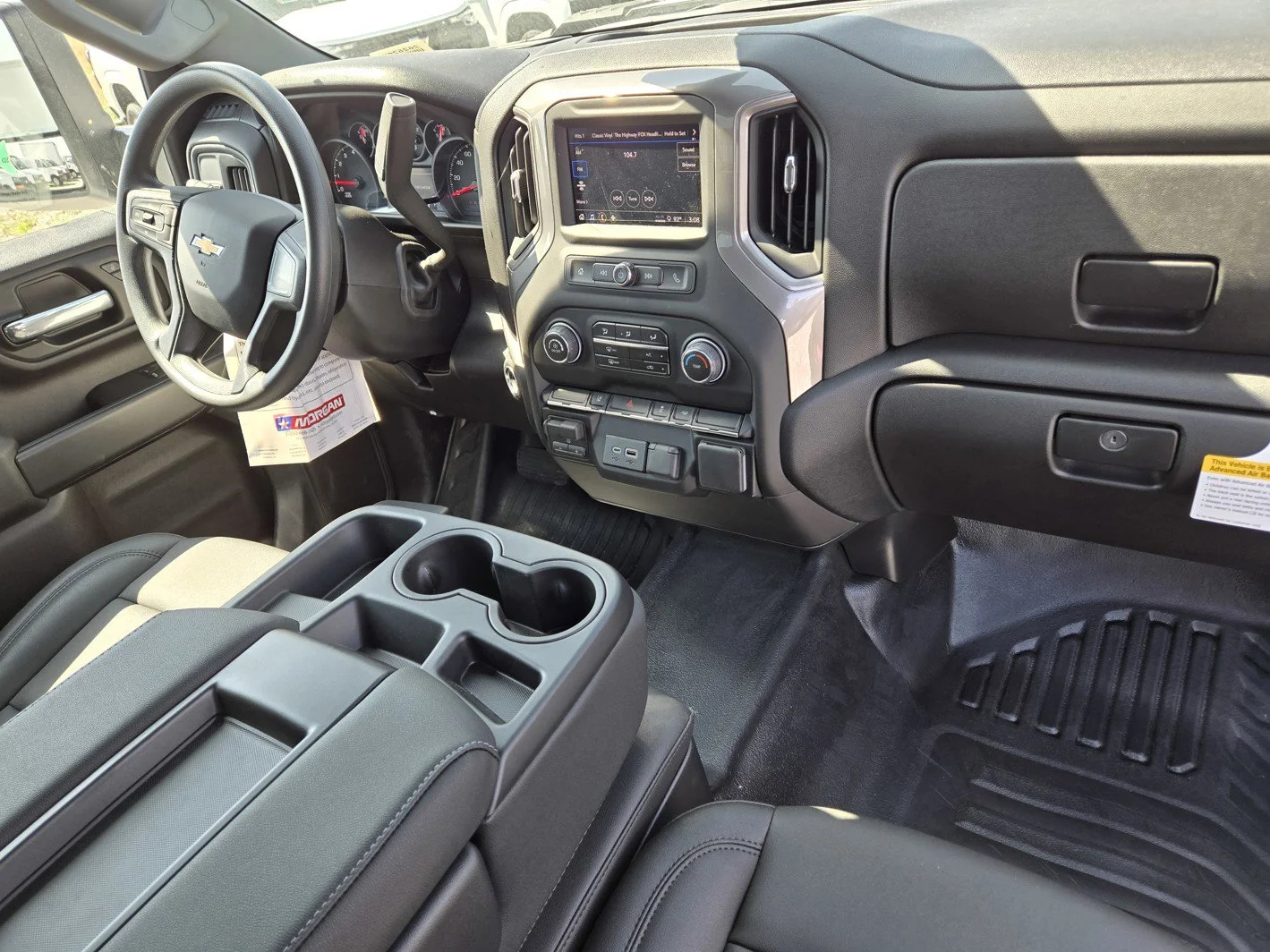 New 2026 Summit White Chevrolet Work Truck image 7
