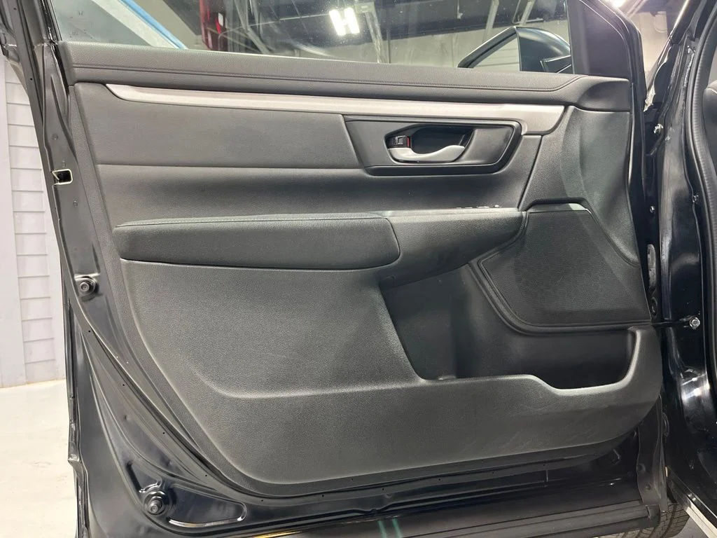 2018 Honda CR-V LX - Photo 10