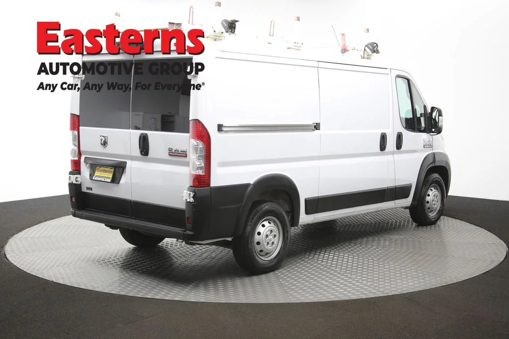 Used 2021 White Ram Base image 39