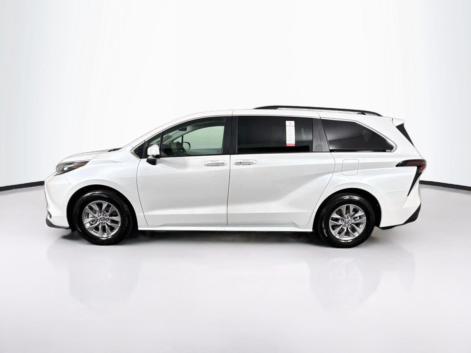 Certified Used 2026 Wind Chill Pearl Toyota XLE image 14