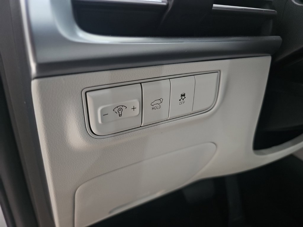 Certified Used 2026 White Hyundai SEL image 15