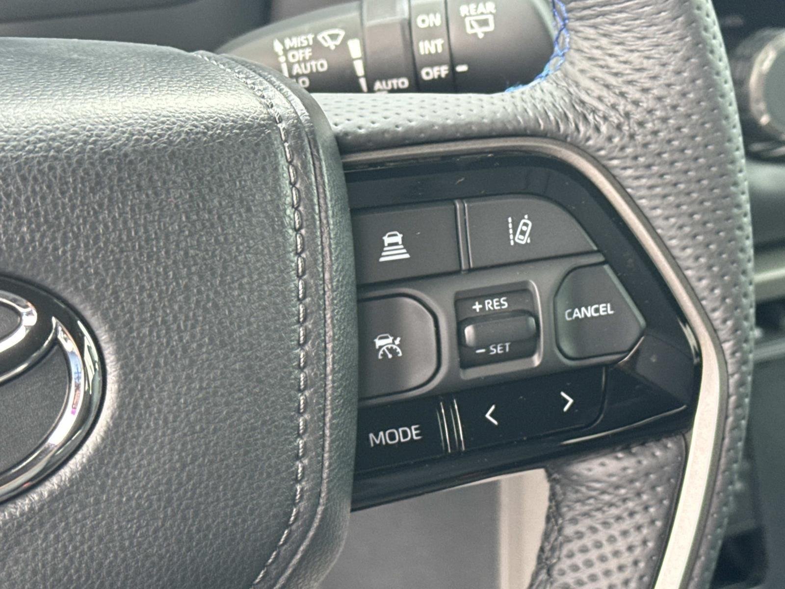 Used 2026 Lunar Rock Toyota Platinum image 19