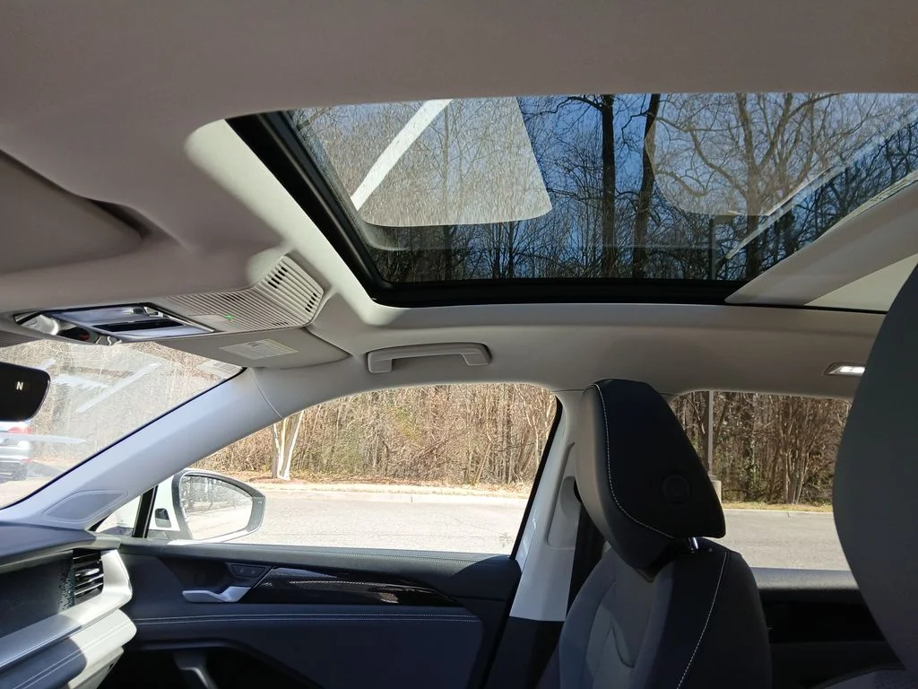 New 2026 White Volkswagen 2.0T SE image 20