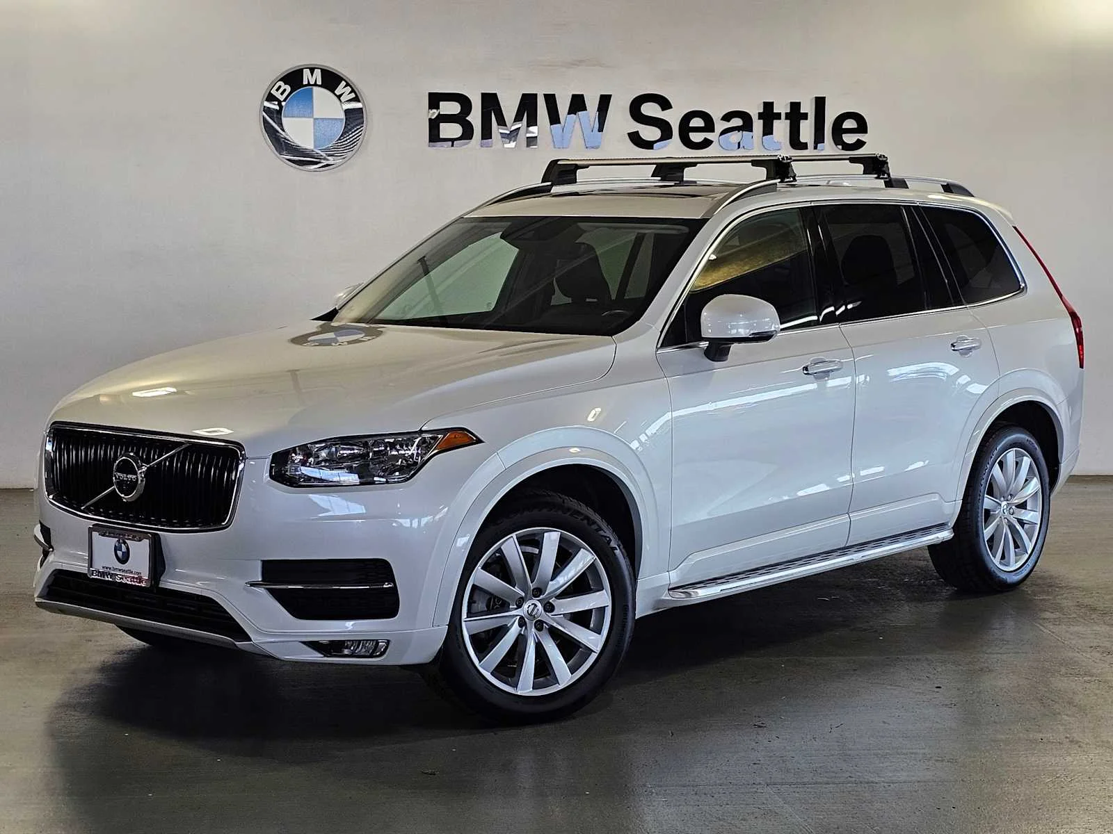 2016 Volvo XC90 Momentum