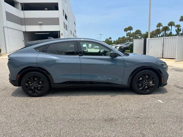 Certified Used 2023 Vapor Blue Ford Premium image 8