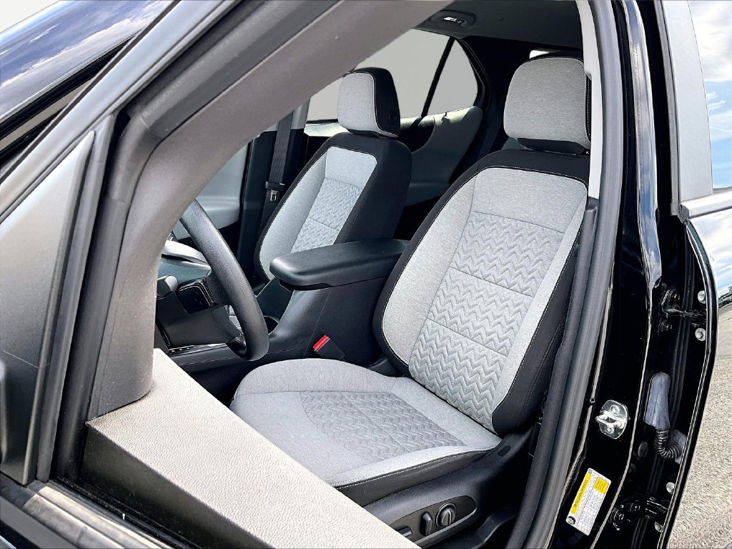 Used 2024 Black Chevrolet LS image 10
