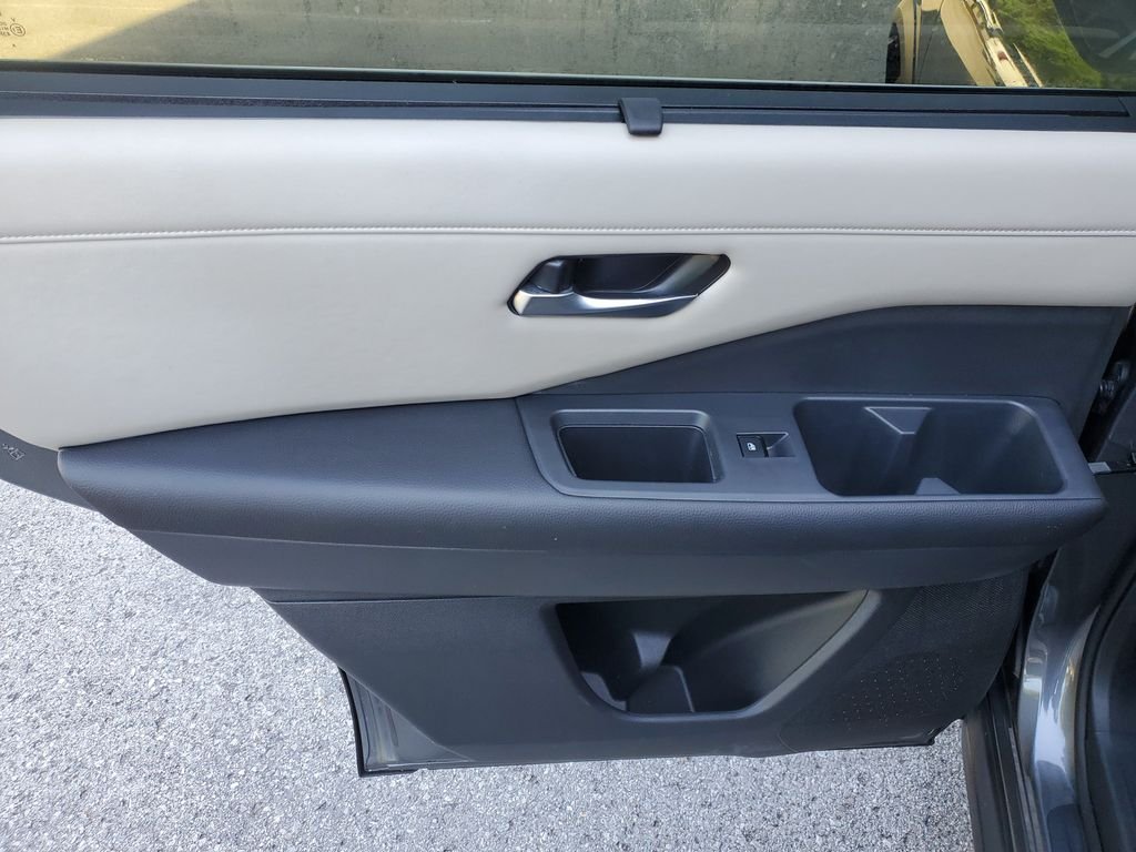 Certified Used 2023 Gray Nissan SL image 9