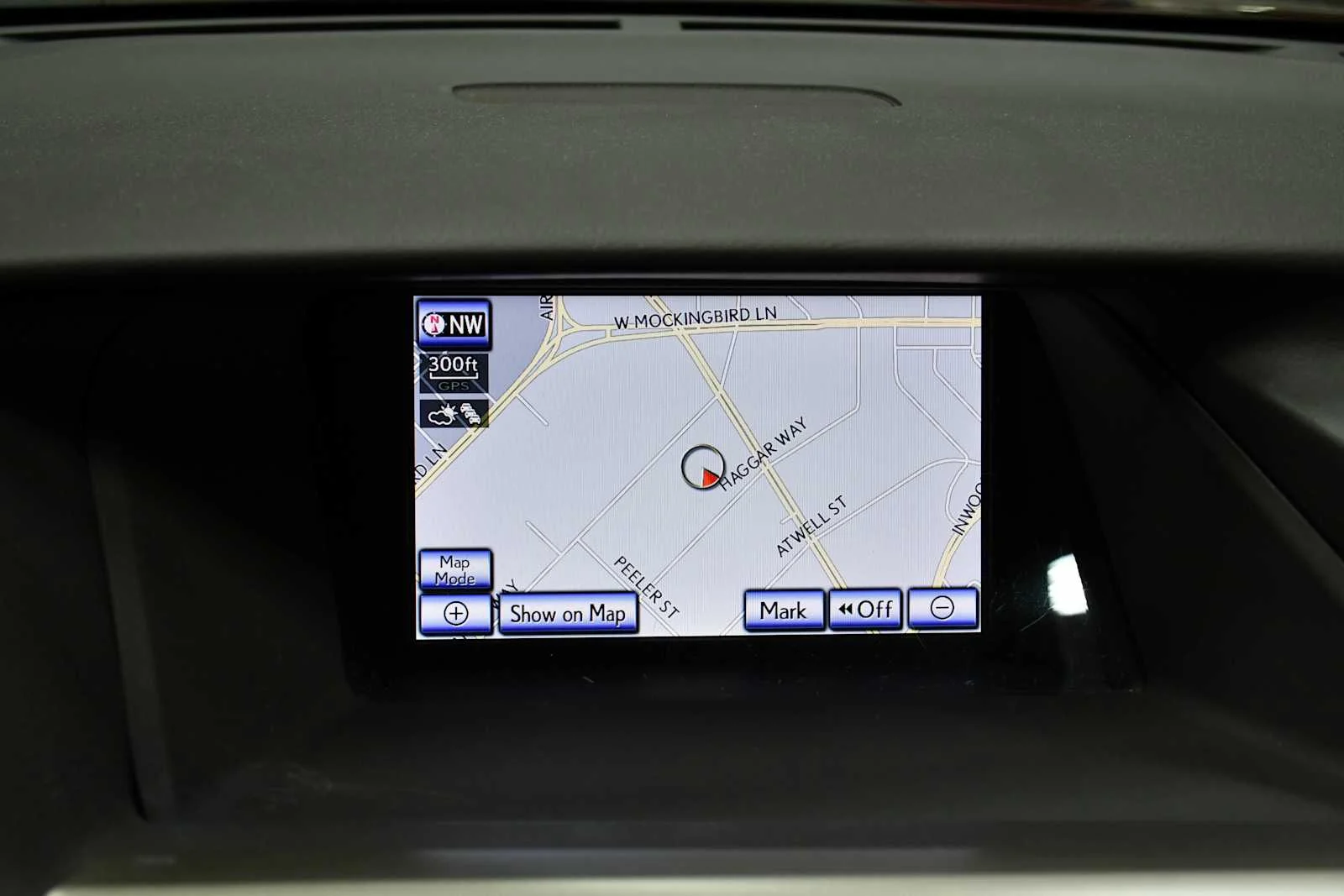 Used 2014 Claret Mica Lexus  image 18