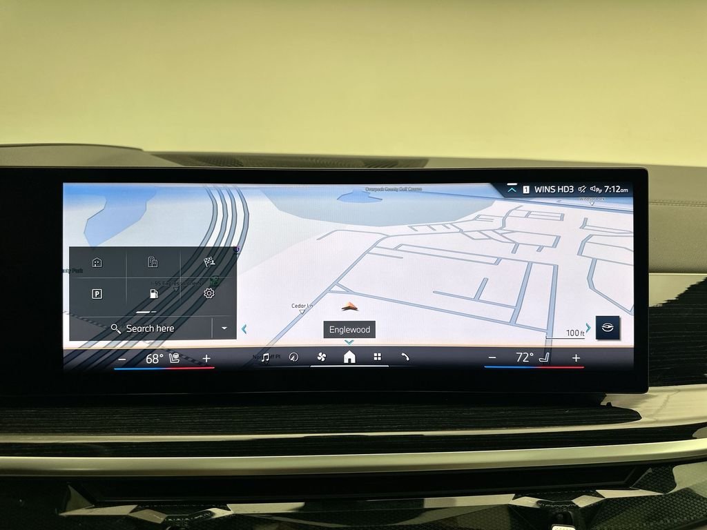 Used 2025 Blue BMW xDrive40i image 29