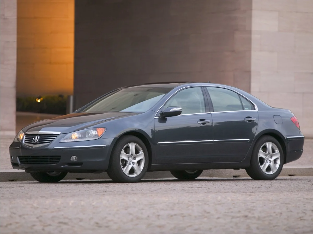 Used 2006 Silver Acura 3.5 image 1