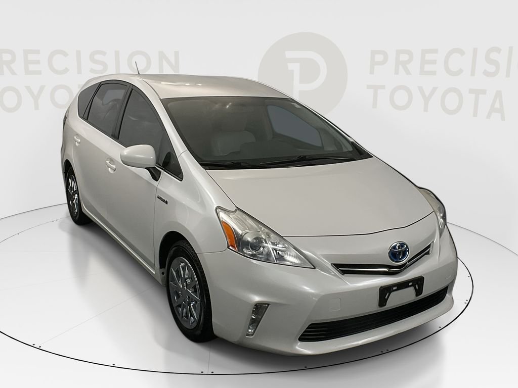 2014 Toyota Prius v Three