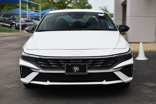 Certified Used 2025 Serenity White Hyundai SEL Sport image 14