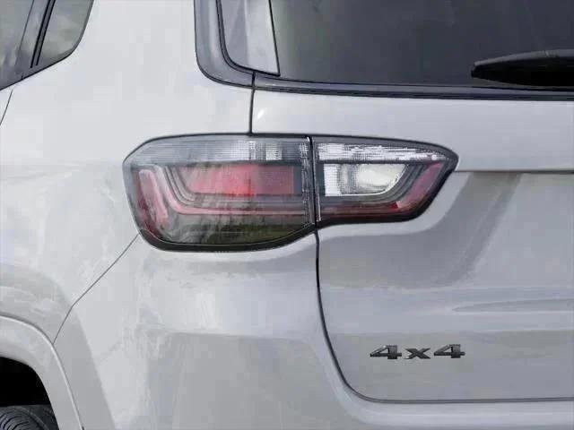 2025 Jeep Compass Limited - Photo 19